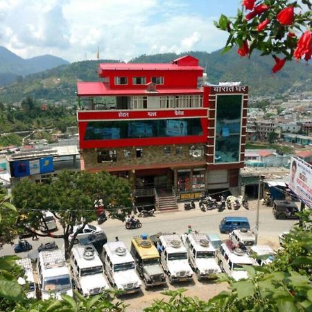 Oyo 37525 Hotel Mall Palace Pithoragarh Ngoại thất bức ảnh