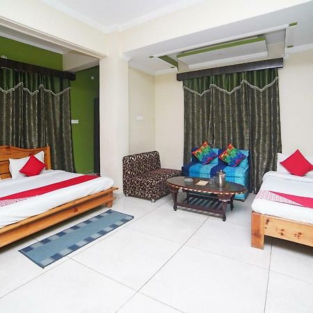 Oyo 37525 Hotel Mall Palace Pithoragarh Ngoại thất bức ảnh