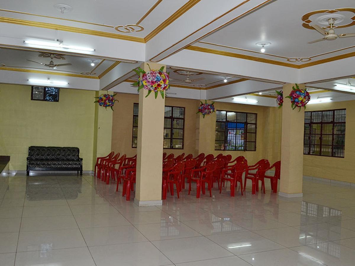 Oyo 37525 Hotel Mall Palace Pithoragarh Ngoại thất bức ảnh
