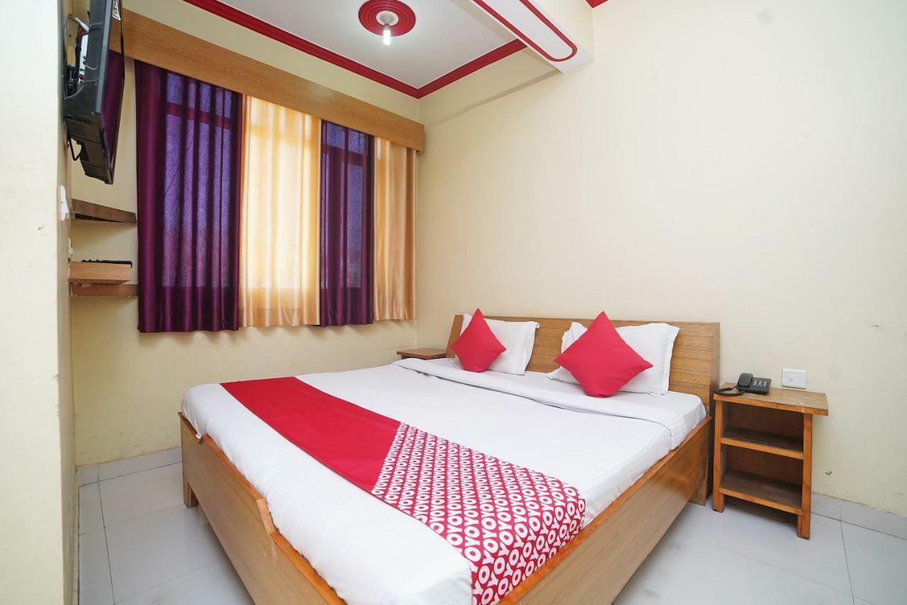 Oyo 37525 Hotel Mall Palace Pithoragarh Ngoại thất bức ảnh