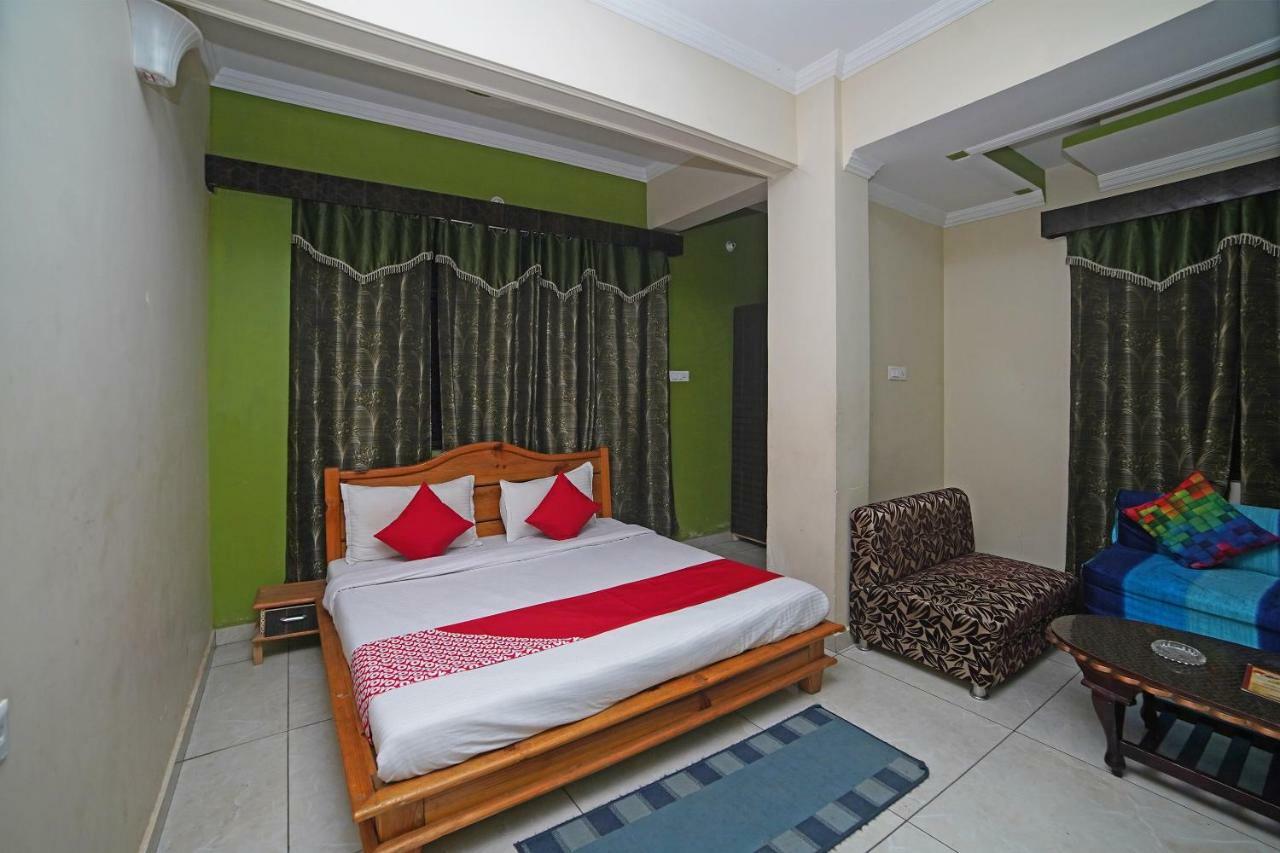 Oyo 37525 Hotel Mall Palace Pithoragarh Ngoại thất bức ảnh