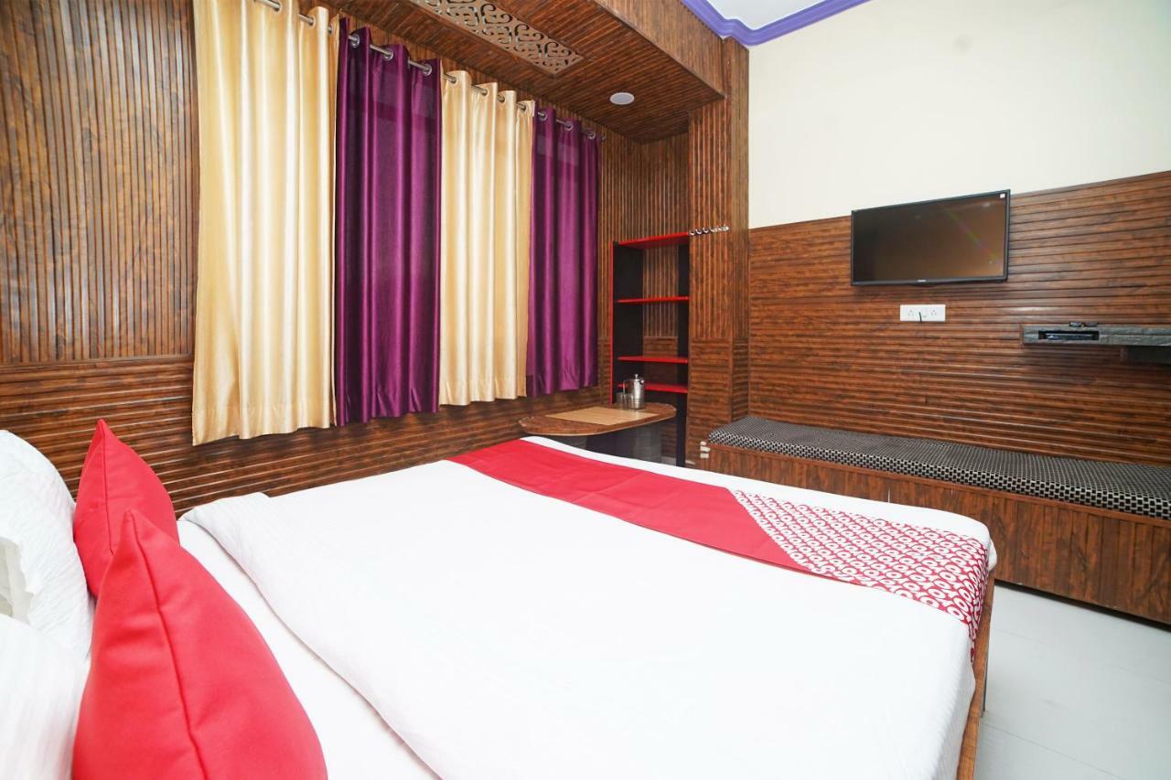 Oyo 37525 Hotel Mall Palace Pithoragarh Ngoại thất bức ảnh