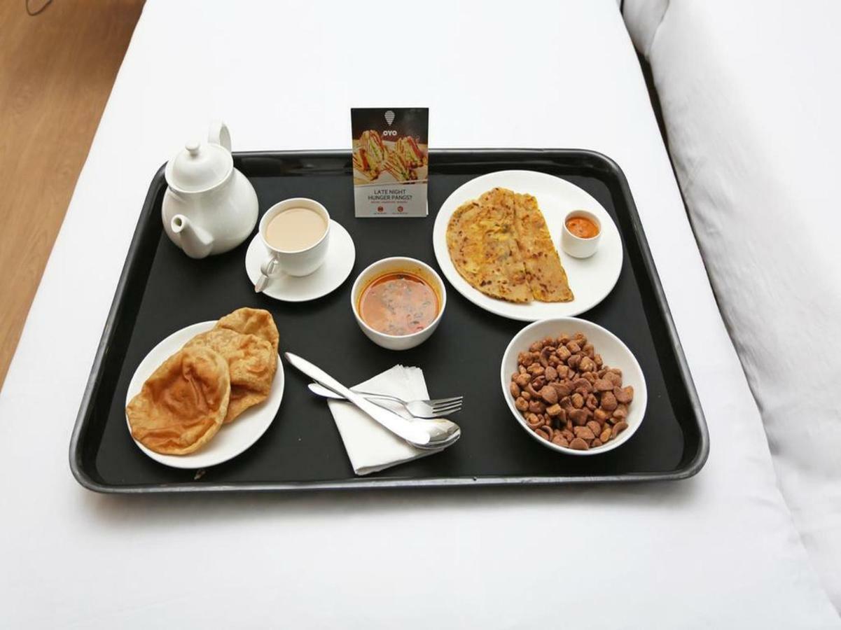 Oyo 37525 Hotel Mall Palace Pithoragarh Ngoại thất bức ảnh